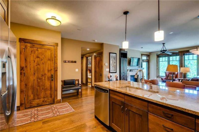 Luxury 2 Bedroom Breckenridge Vacation Rental With Stunning Mountain Views Just Steps From Historic Main Street Esterno foto