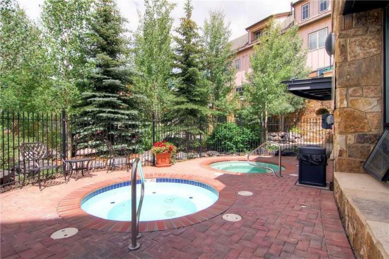 Luxury 2 Bedroom Breckenridge Vacation Rental With Stunning Mountain Views Just Steps From Historic Main Street Esterno foto